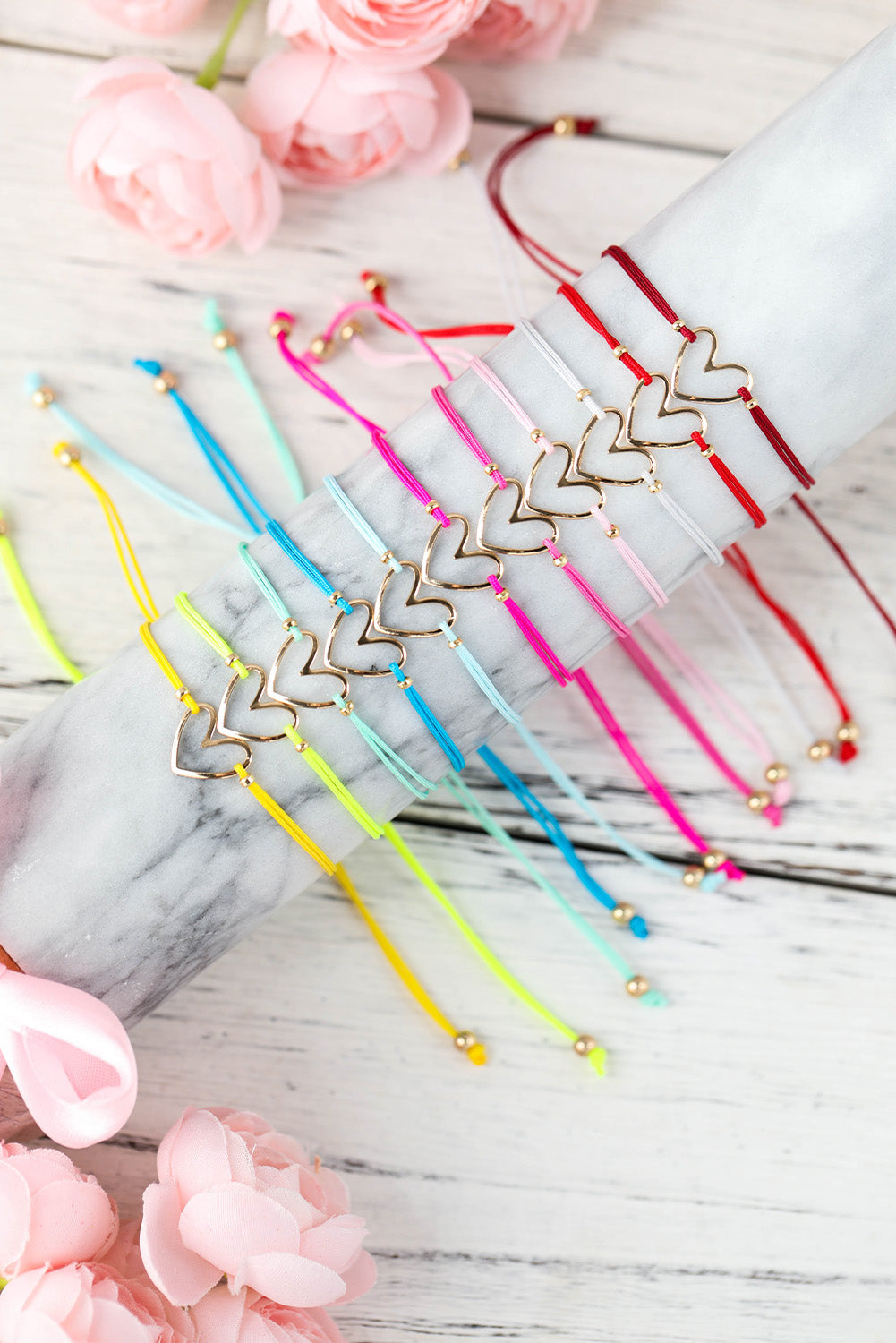 12Pcs Minimalist Random Color Heart Shaped Bracelets