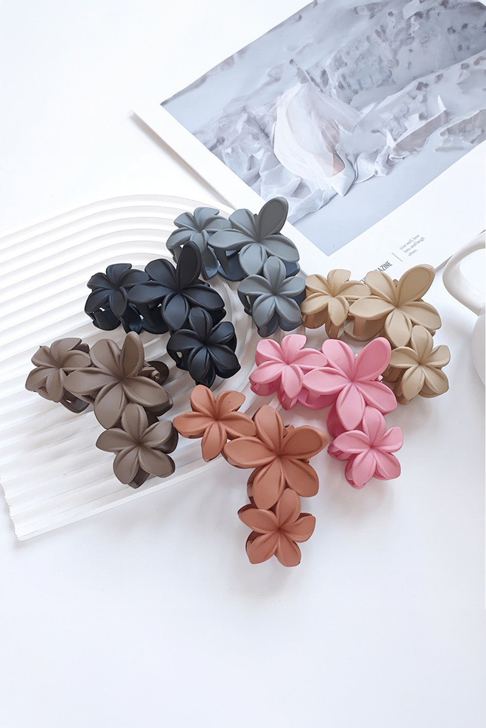 3D Flower Plastic Resin Hair Claw (Slight Color Variations)