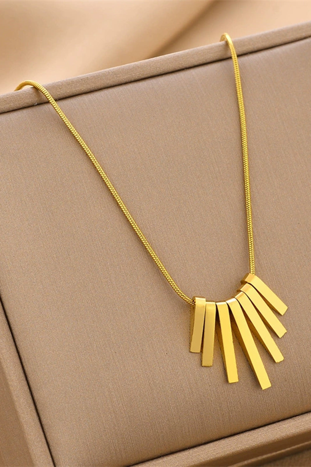 Asymmetric Bar Pendant Plated Alloy Necklace