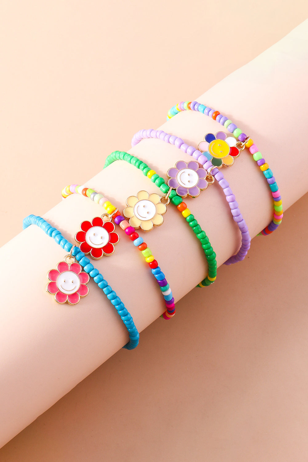 5pcs Smiley Flower Pendant Beaded Bracelet Set