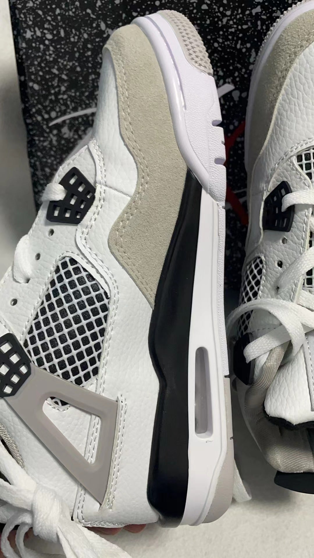 Sneaker shoes  nike air jordan 4 for women and men