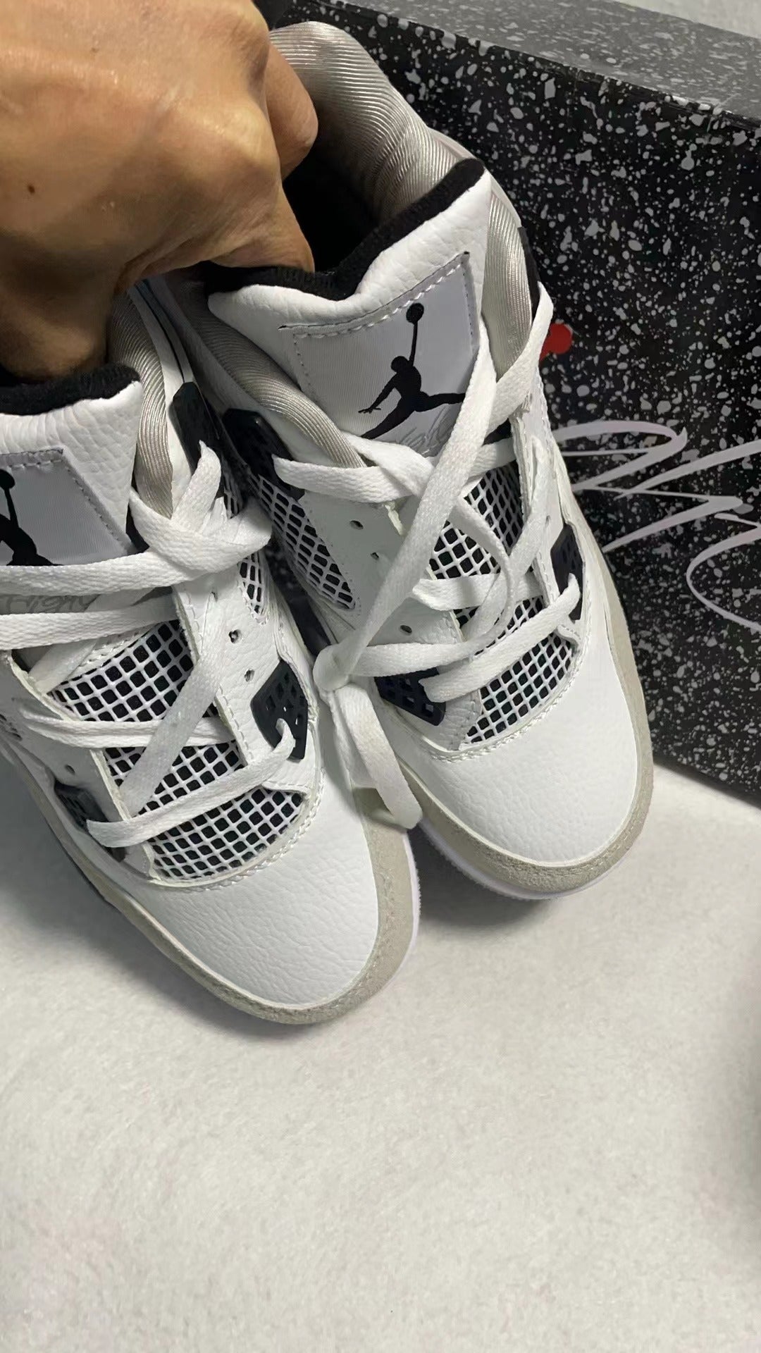 Sneaker shoes  nike air jordan 4 for women and men