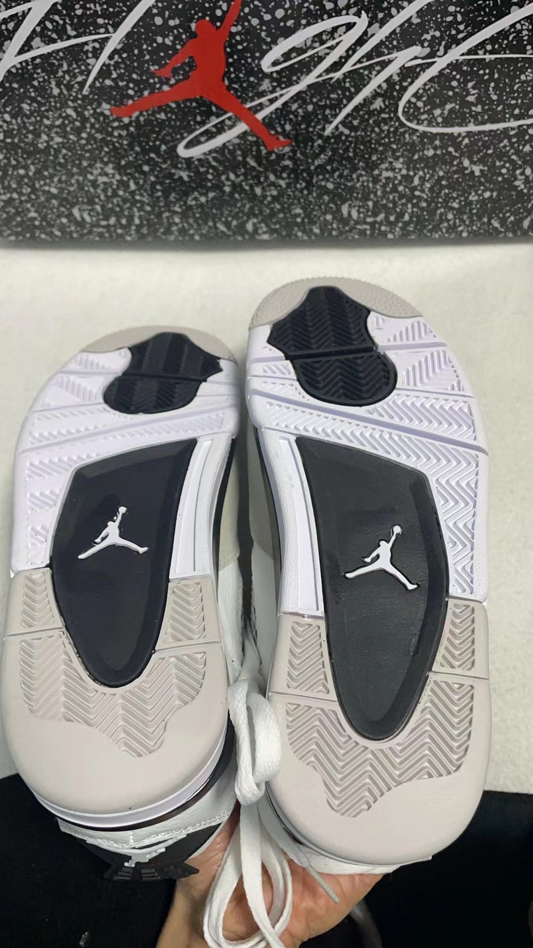 Sneaker shoes  nike air jordan 4 for women and men