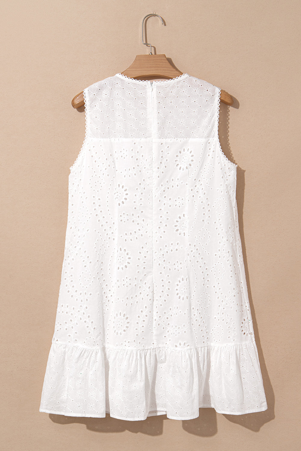 100%Cotton White Floral Eyelet Embroidered Sleeveless Shift Dress