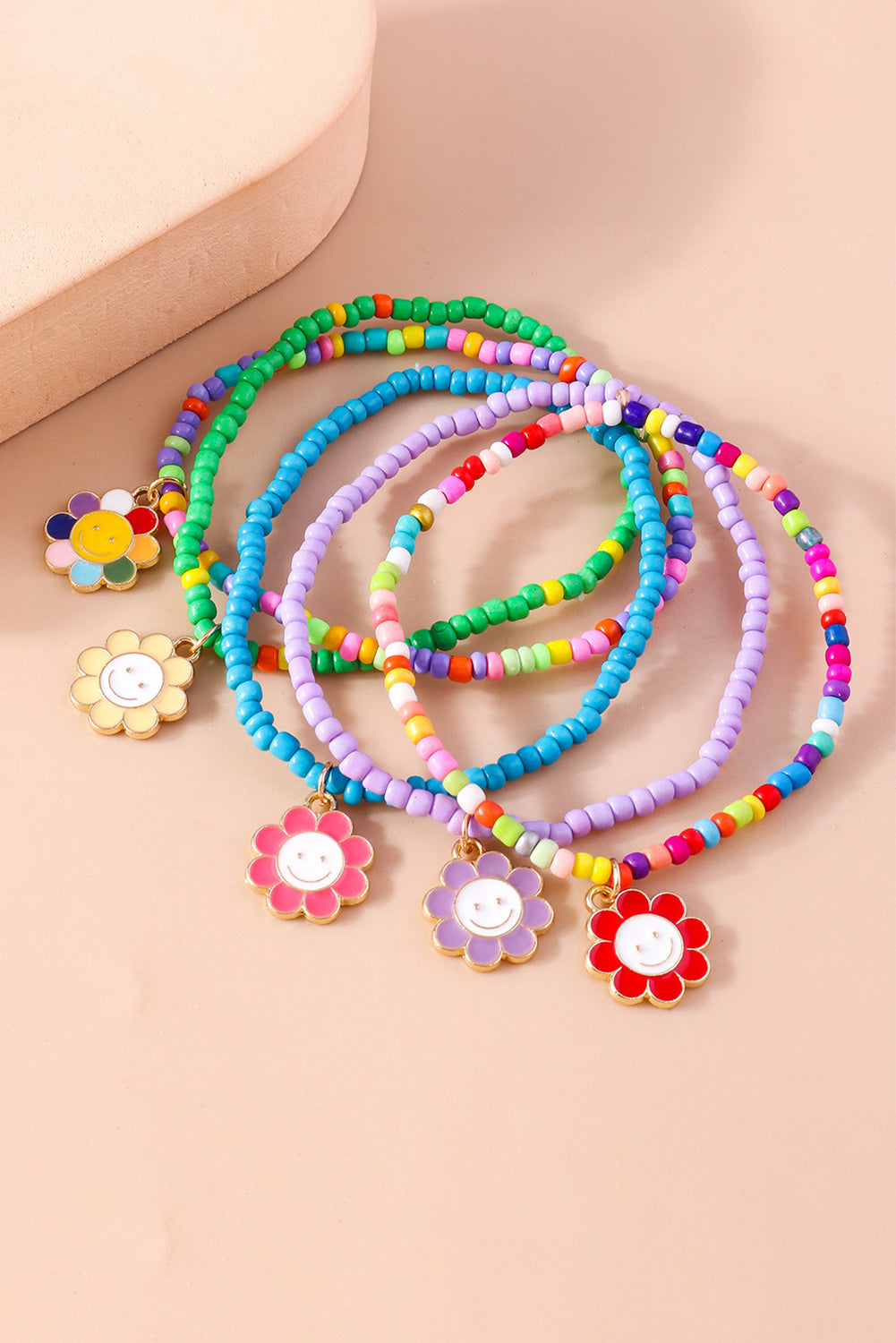 5pcs Smiley Flower Pendant Beaded Bracelet Set