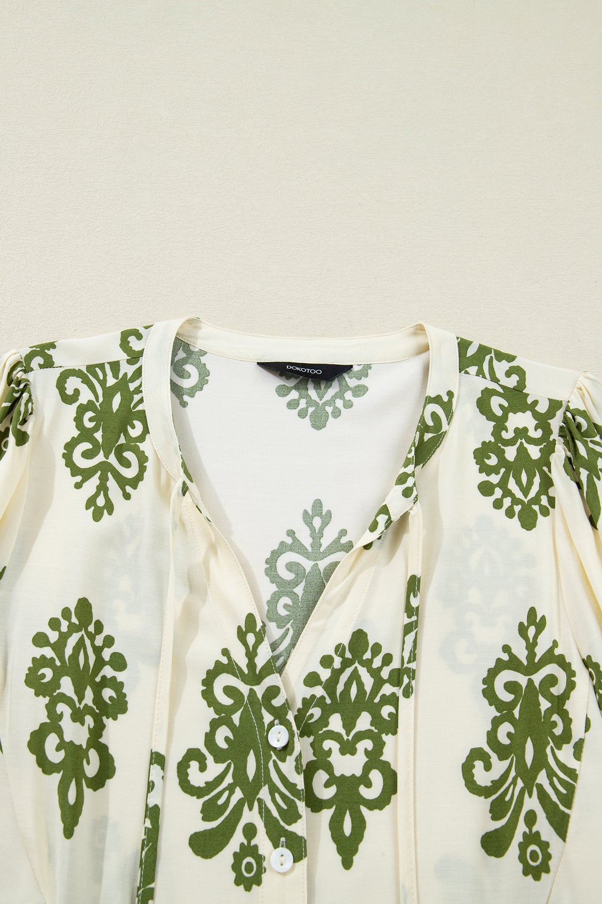Apricot Floral Print Tie V Neck Puffy Half Sleeve Shirt