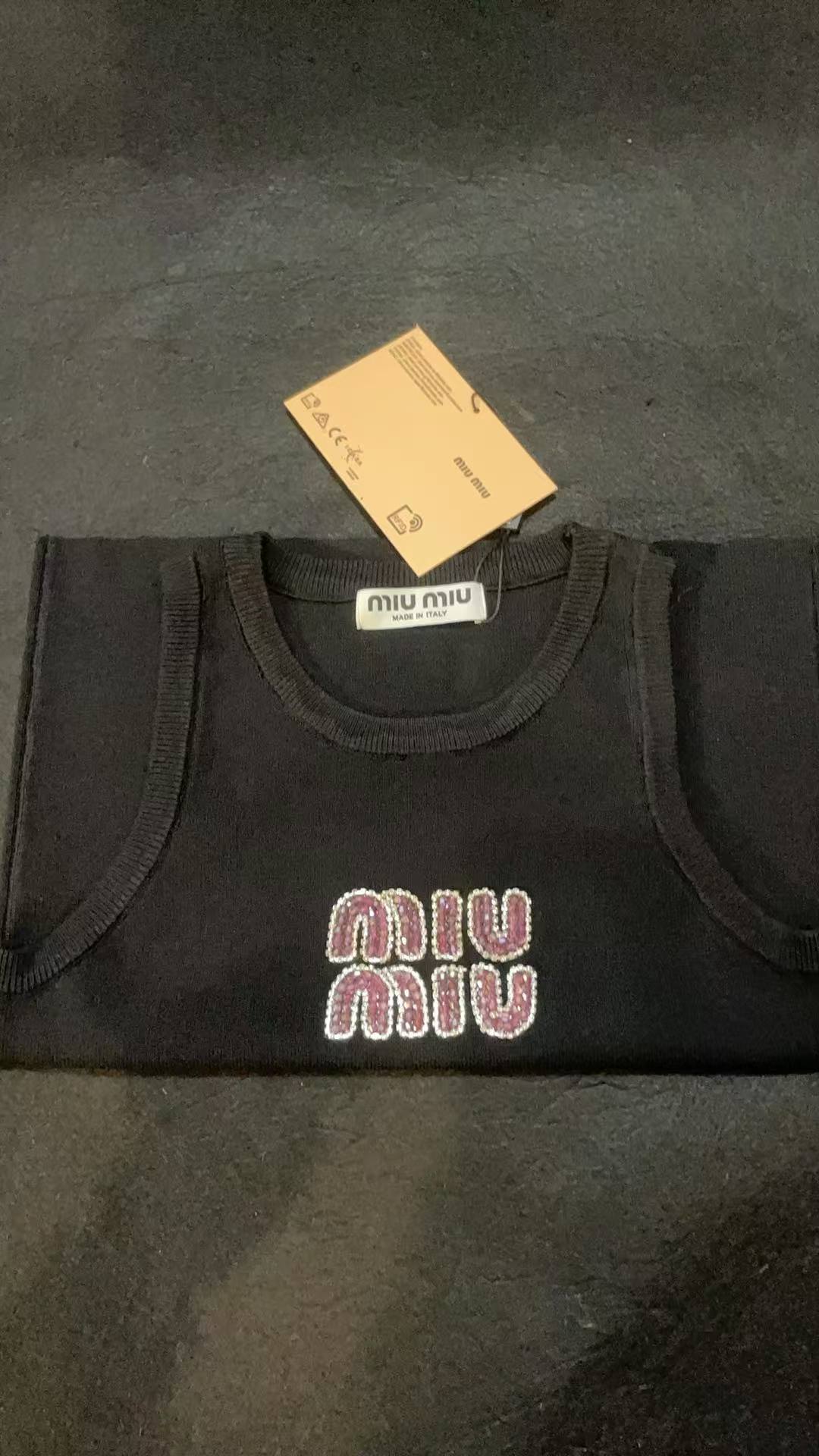 Fashion tank top miu miu and T-shirts new